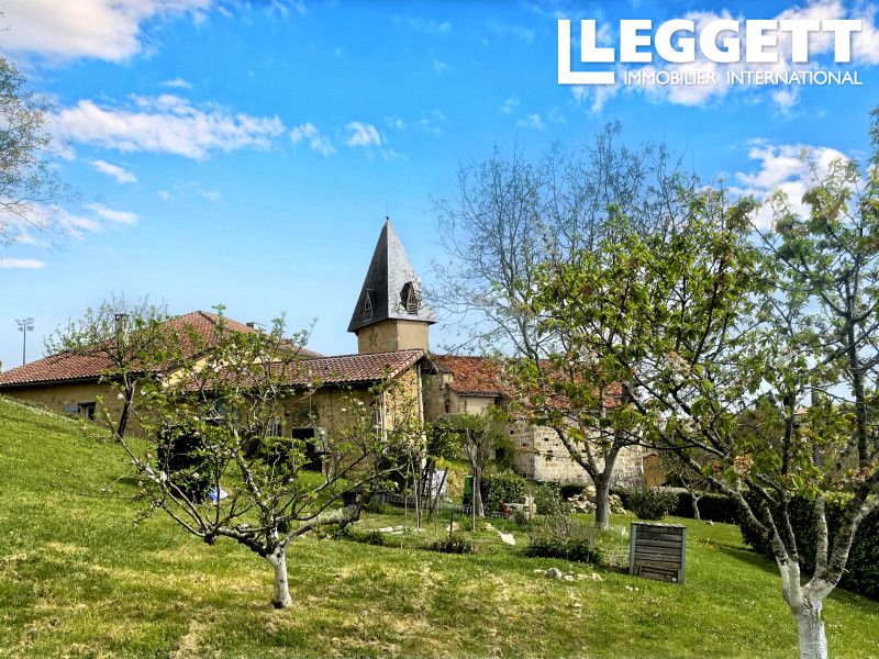 Property photo 3 of 10