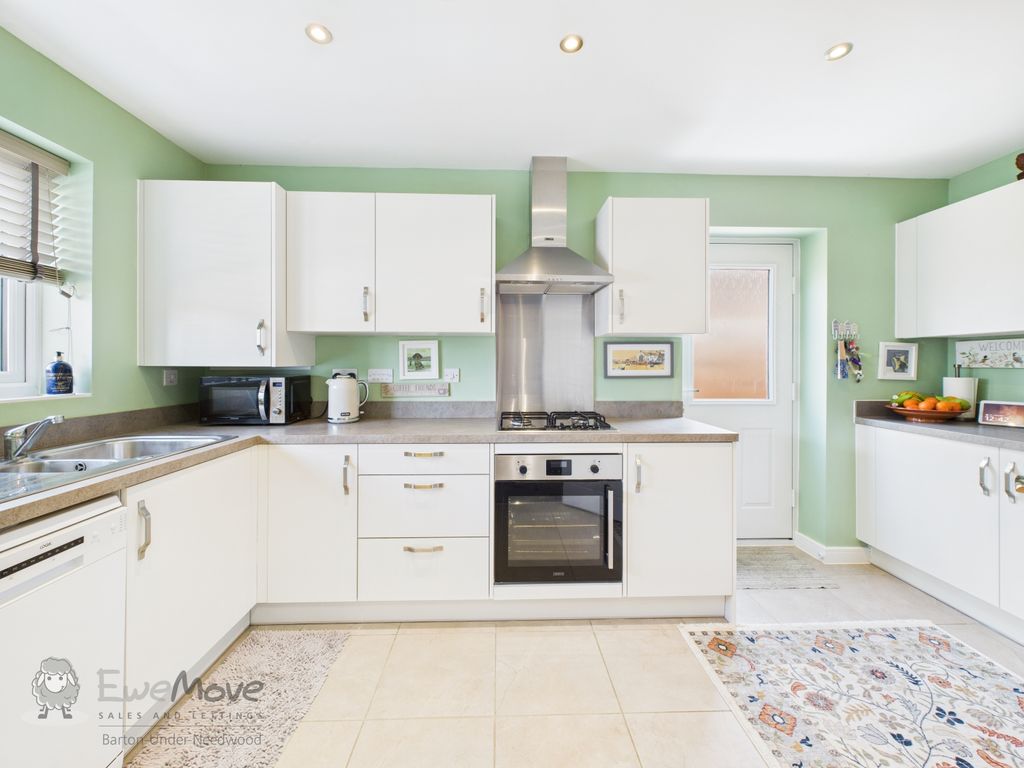 Property photo 2 of 22 Kitchen A