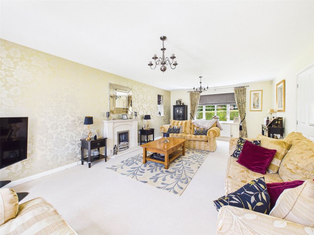 Property photo 2 of 25 Picture No. 26