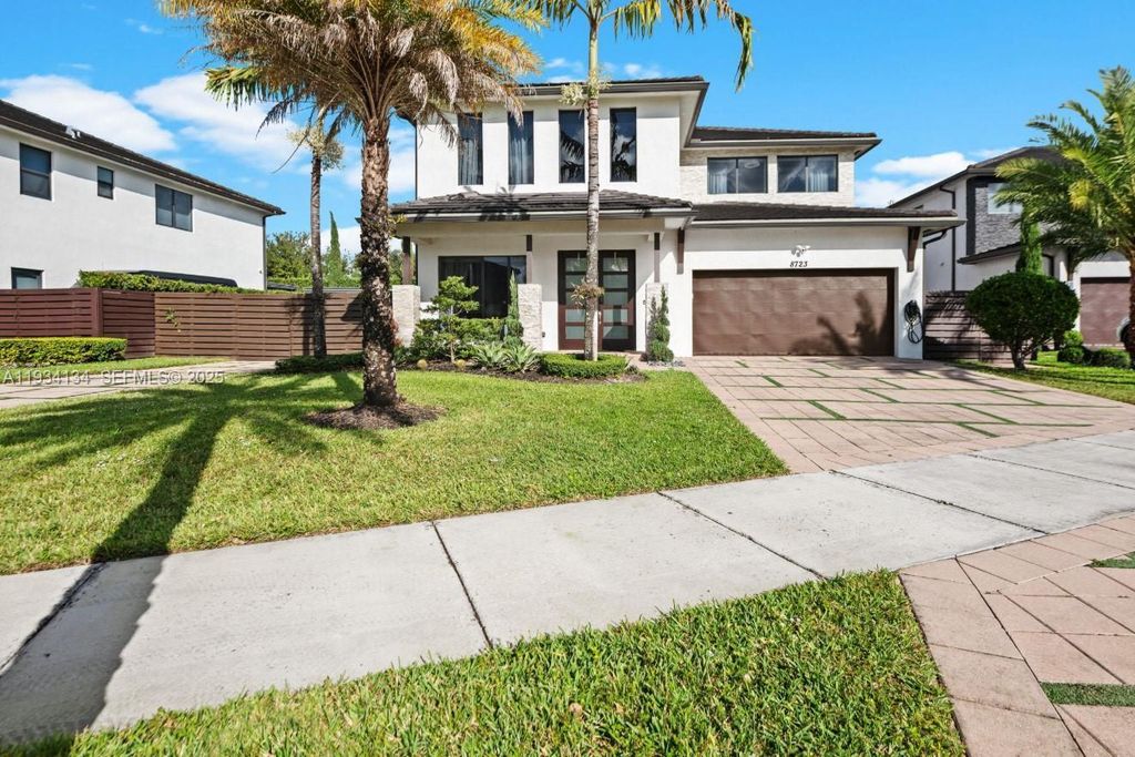 Property photo 1 of 40