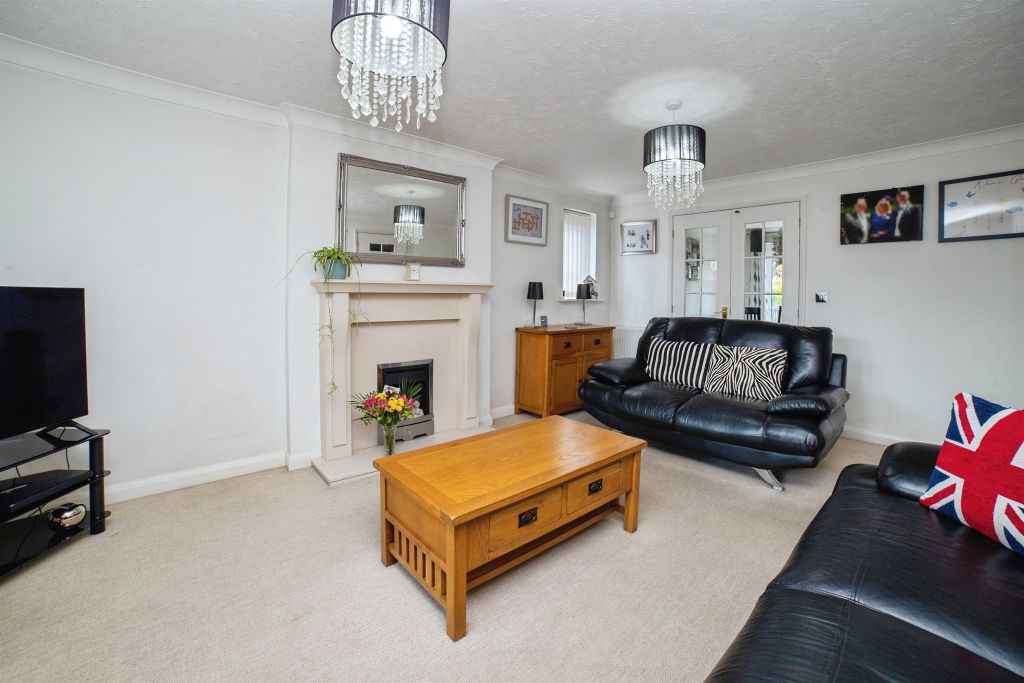 Property photo 3 of 31