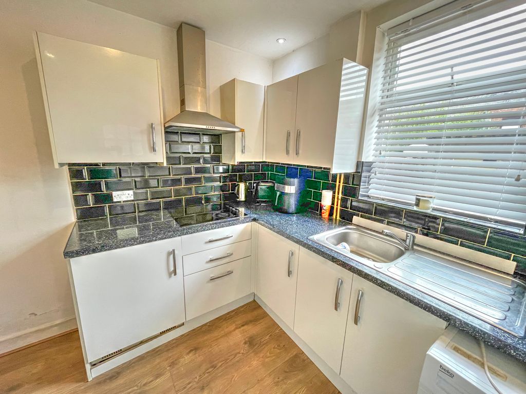 Property photo 3 of 11 Img_0997
