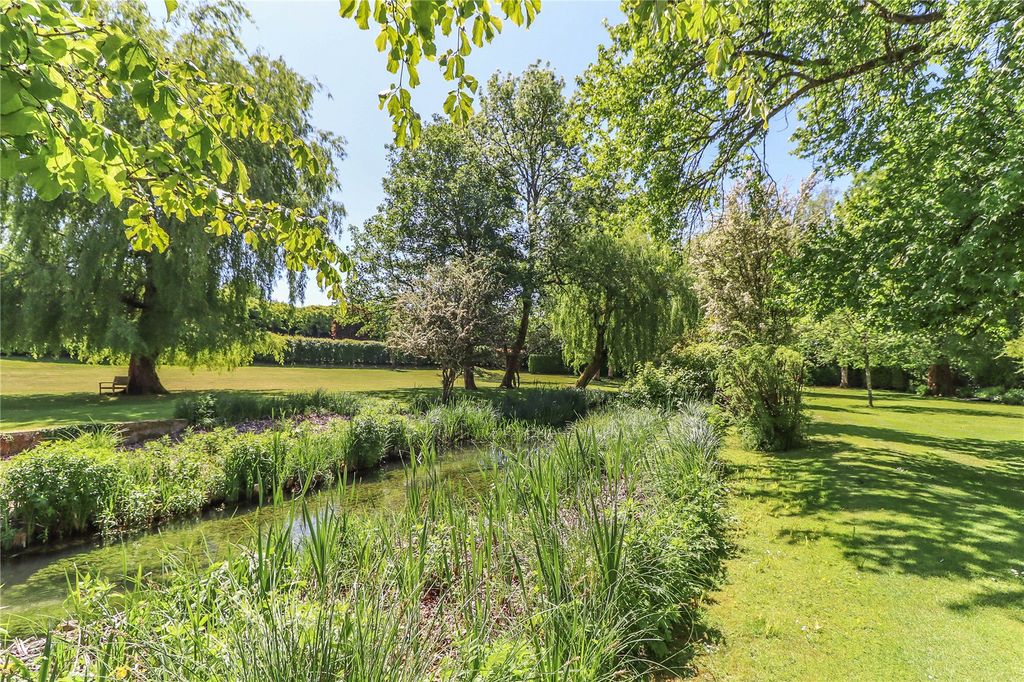 Property photo 3 of 32 Picture No. 41