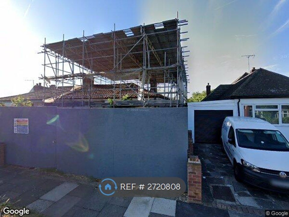 Property photo 2 of 13