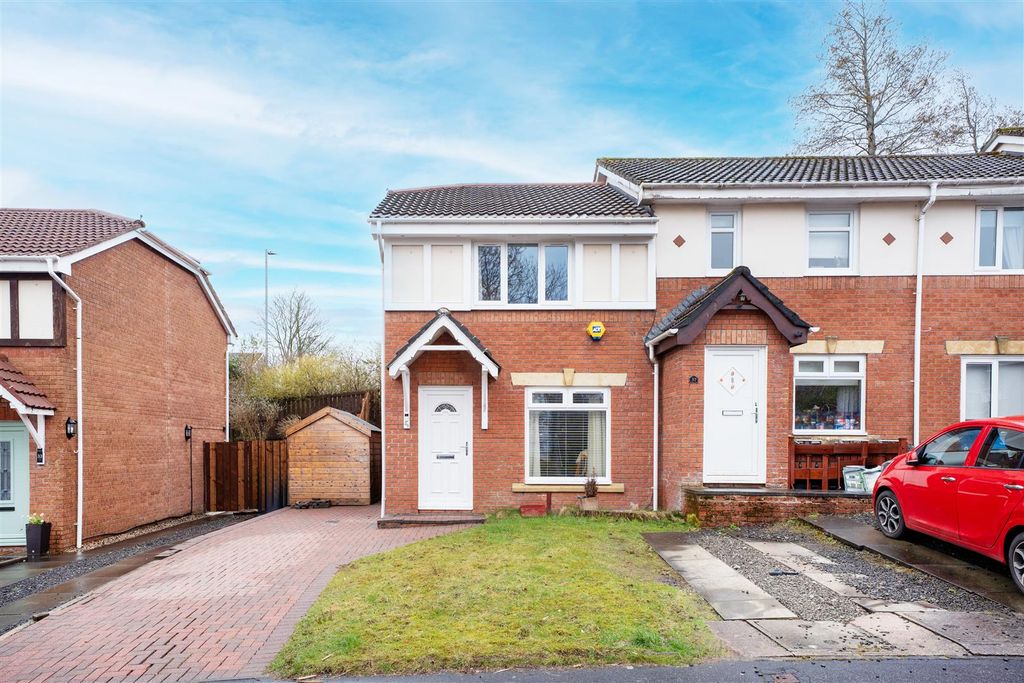 Property photo 1 of 17 Front External