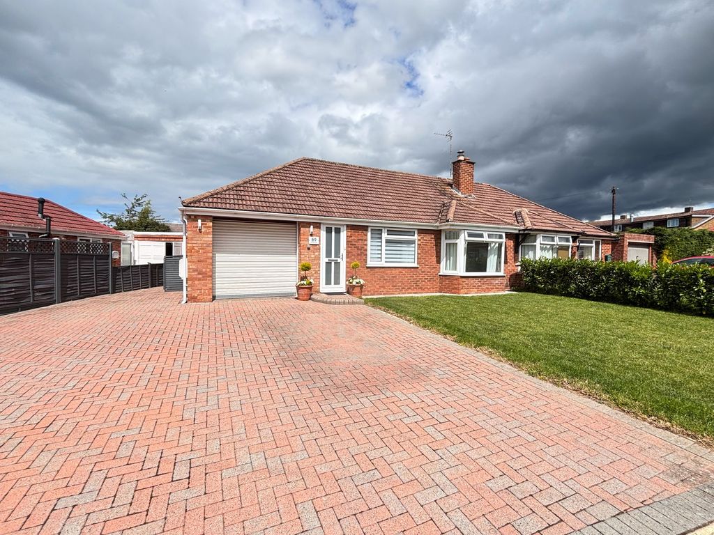 Property photo 1 of 16 Front