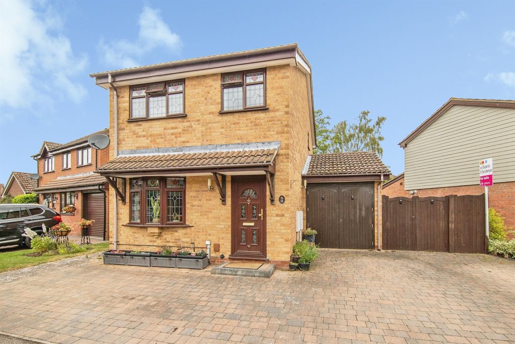 Property photo 1 of 16