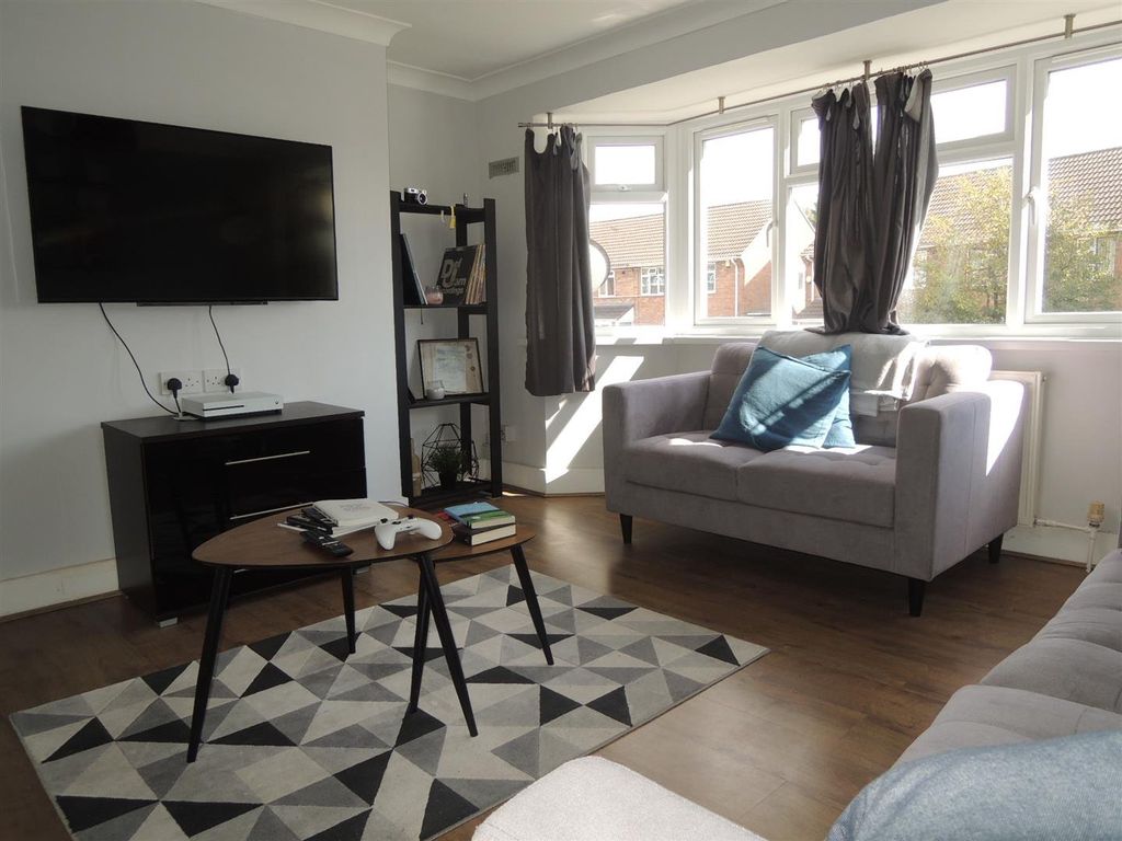 Property photo 3 of 10 Picture No. 02