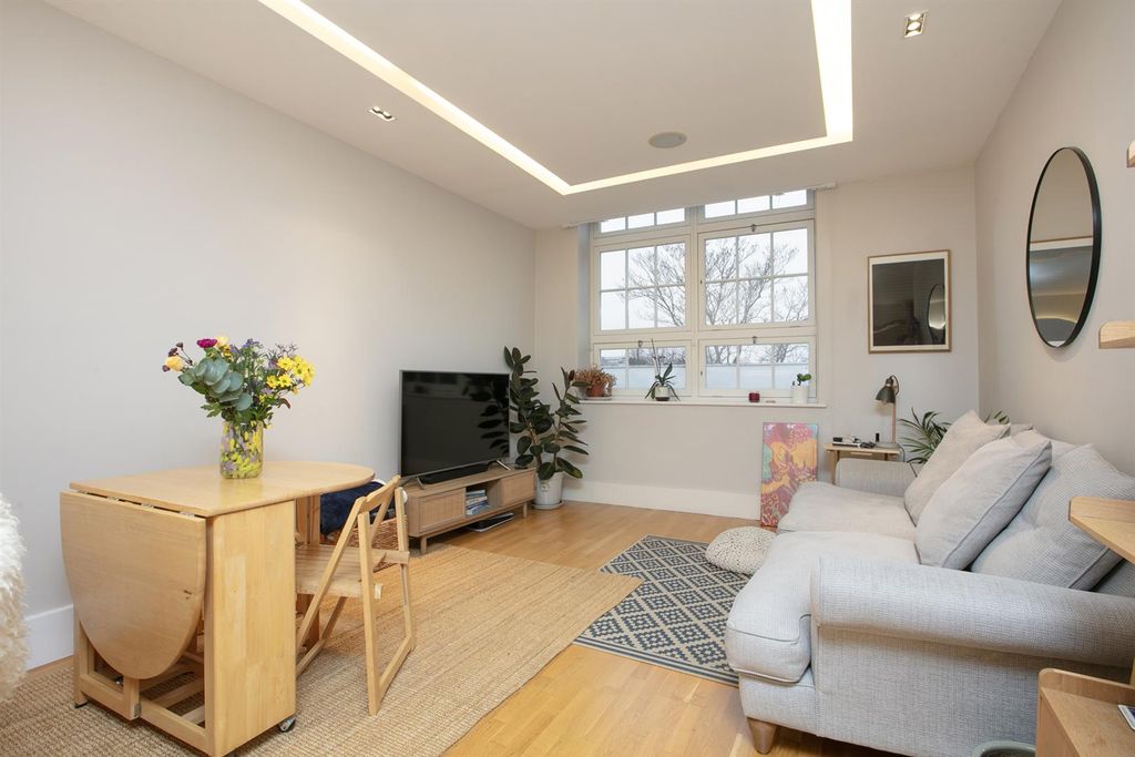 Property photo 3 of 20 3Y6A6165.Jpg