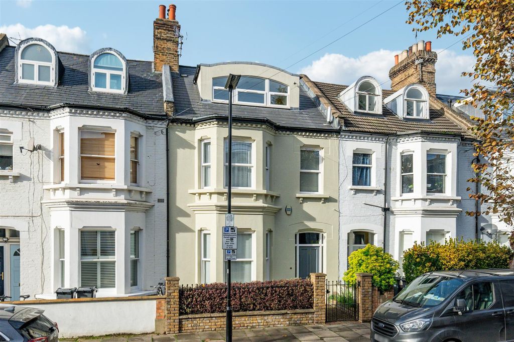 Property photo 1 of 14 Upham Park Road, W4 - For Sale