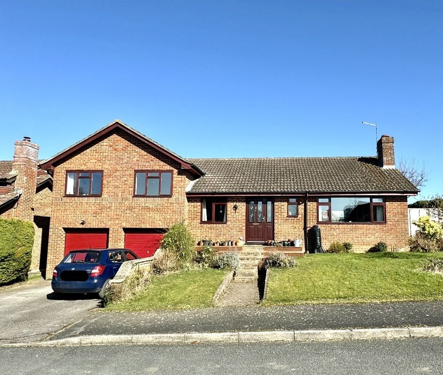 Property photo 1 of 13