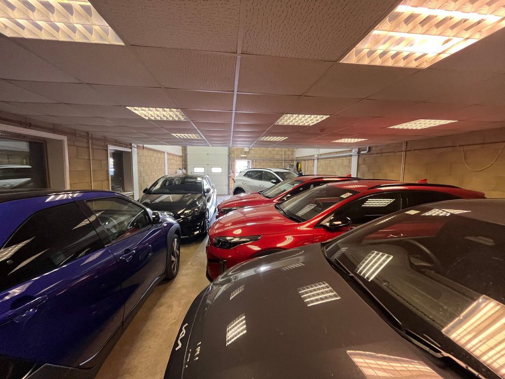 Property photo 3 of 4