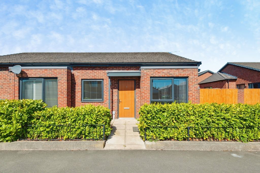 Property photo 1 of 19 Pbox-Img.Jpg