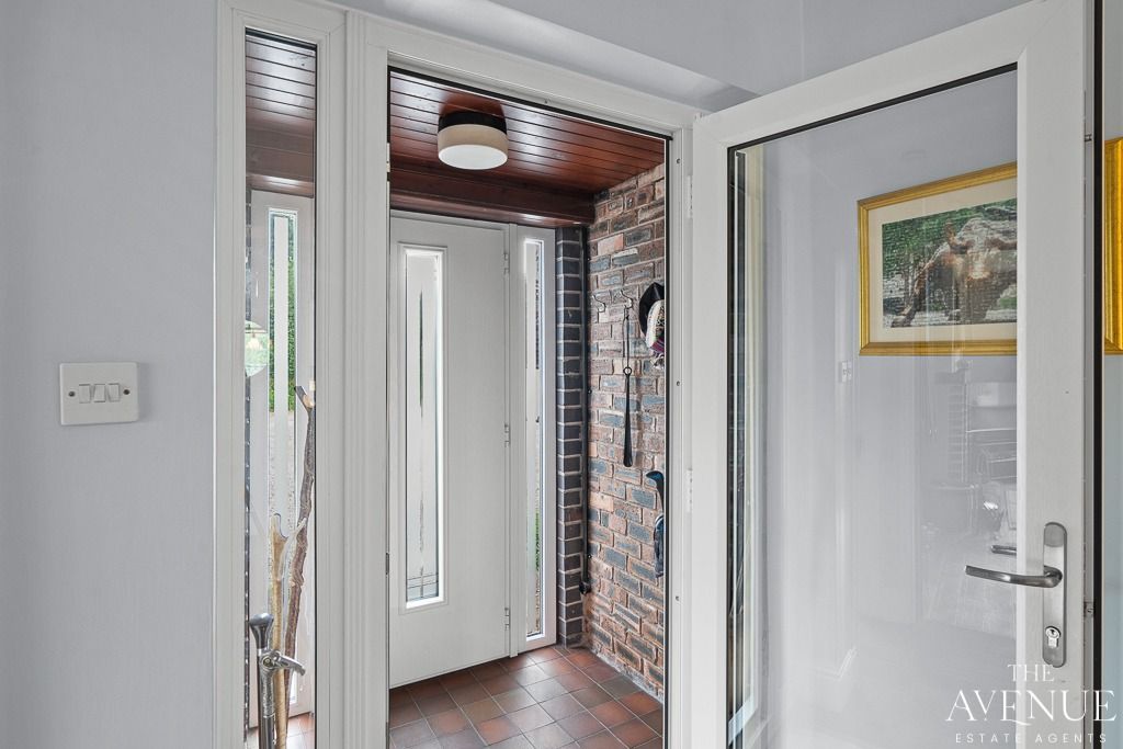 Property photo 3 of 32 4203312