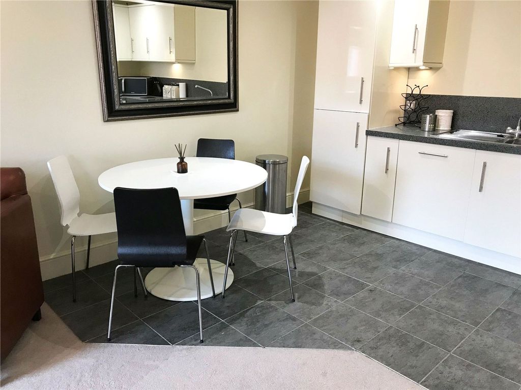 Property photo 2 of 10 Picture No. 13