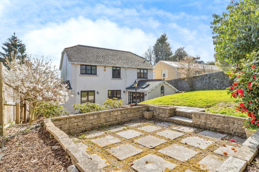 Additional image 18 of 4 bed detached house for saleSouth Road, Newton Abbot TQ12