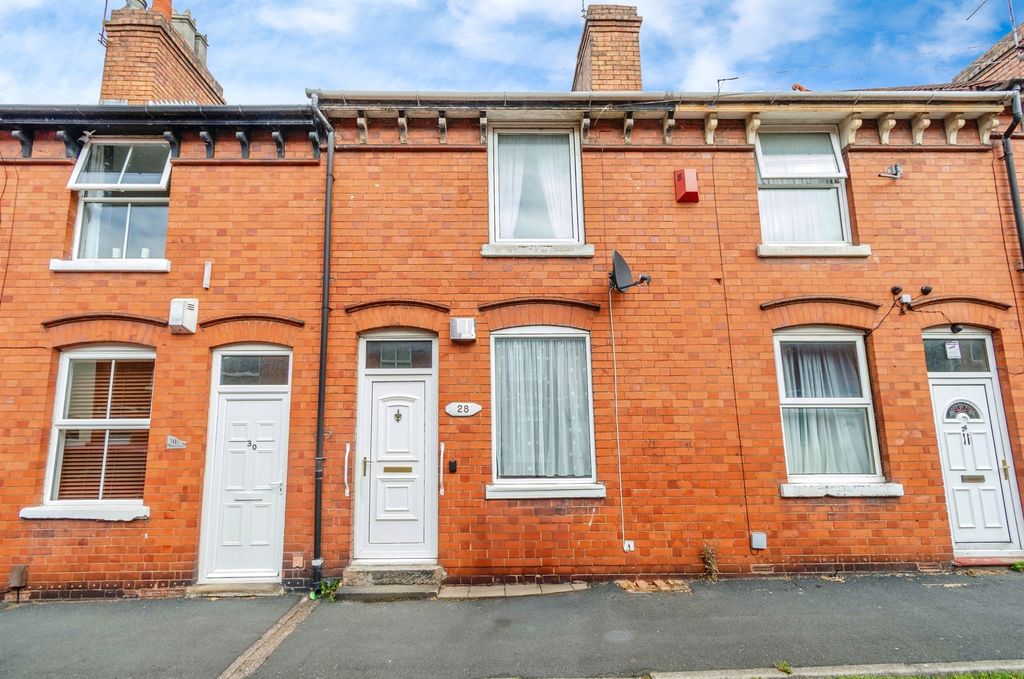 Property photo 1 of 17