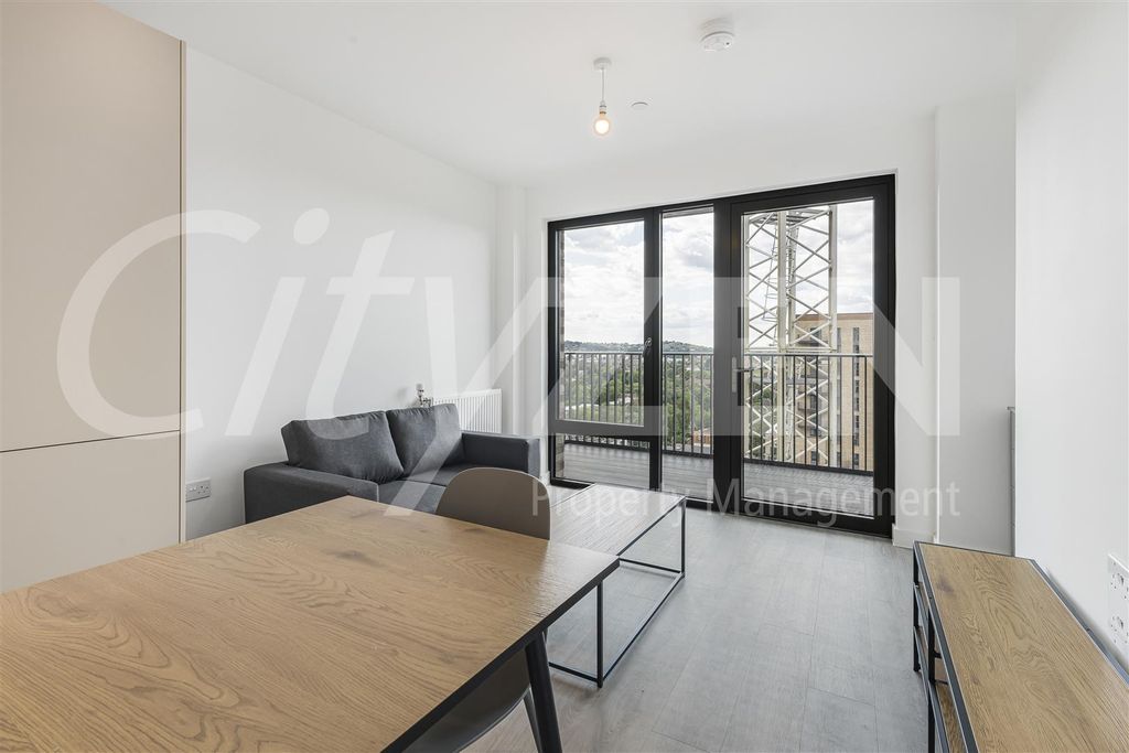 Property photo 1 of 12 Reception Room