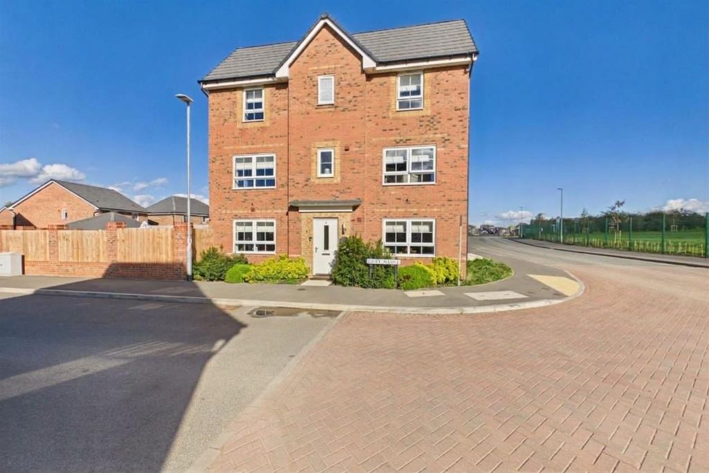 Property photo 1 of 15 1000049691.Jpg