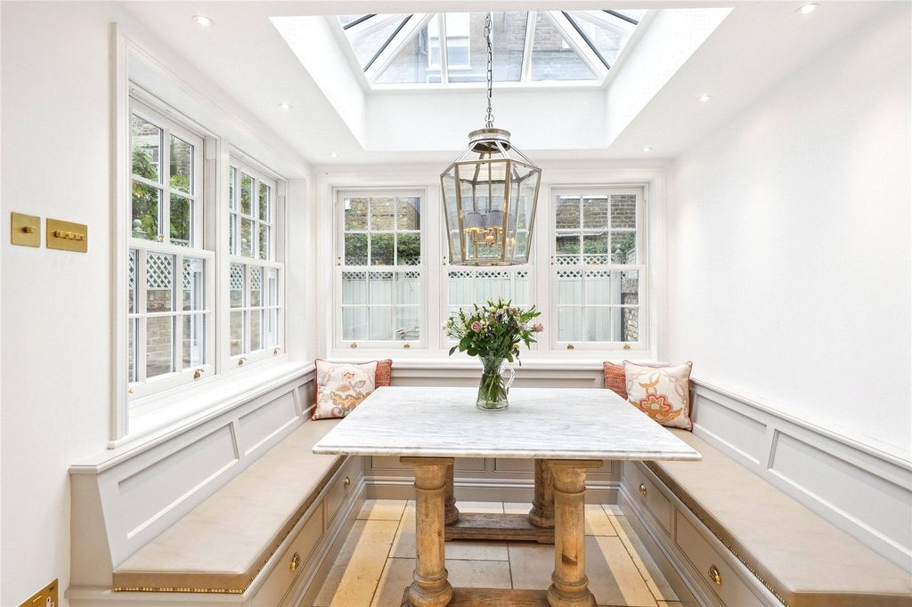 Property photo 2 of 20 Picture No. 16