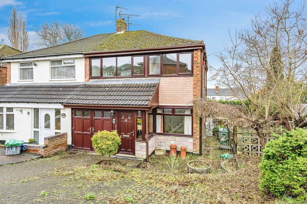 Property photo 1 of 15