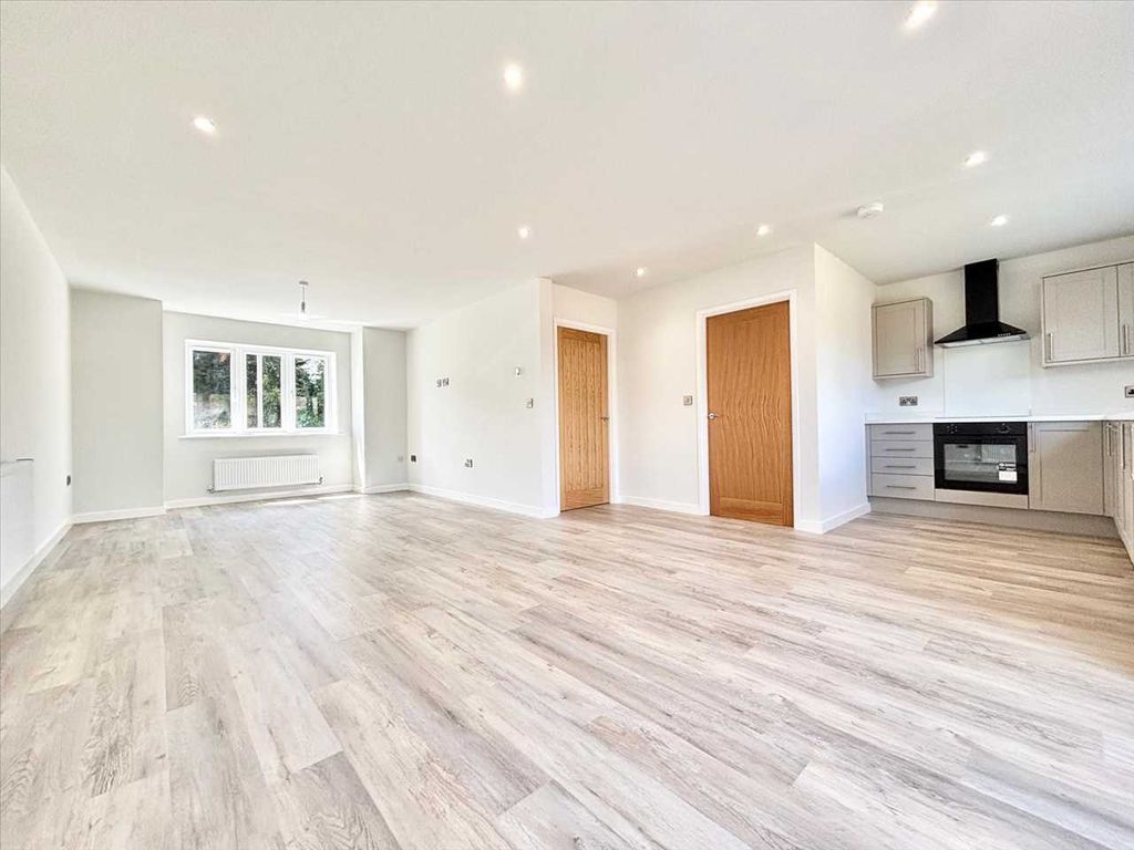 Property photo 2 of 16 Open Plan Kitchen/Lounge