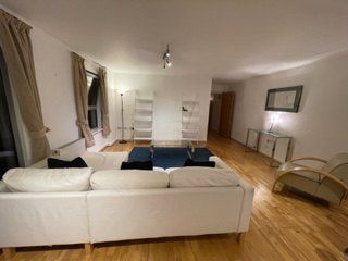 Property photo 3 of 12 Gallery