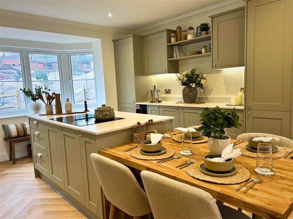 Property photo 1 of 19 Kitchen