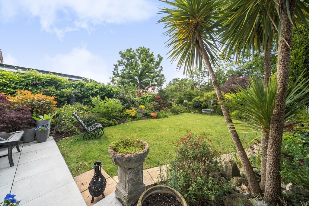 Property photo 2 of 19 1459773-4-6A0Cac4...