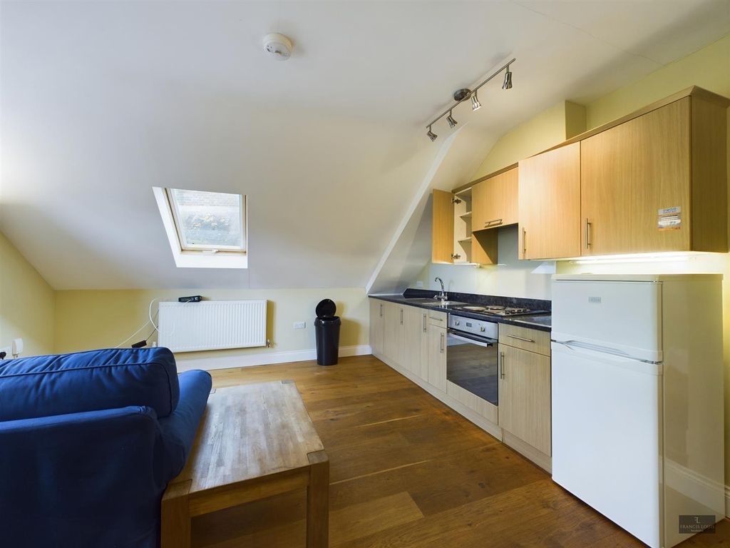 Property photo 1 of 5 Cam02887G0-Pr0074-Still003.Jpg
