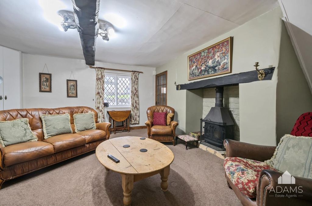 Property photo 2 of 17 Sitting Room