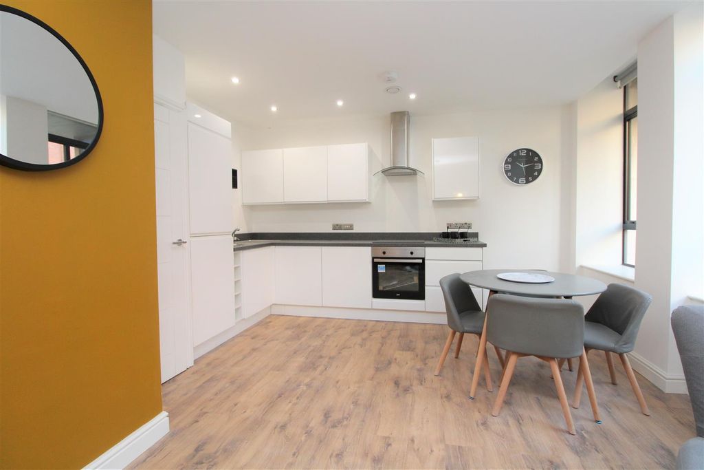 Property photo 2 of 13 Kitchen .Jpg