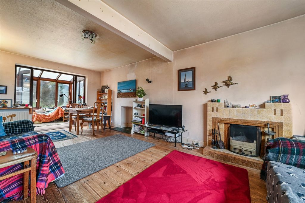 Property photo 2 of 38 Living Room