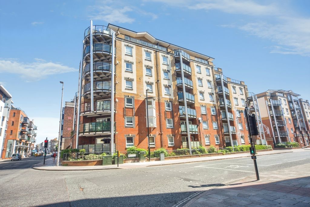 Property photo 1 of 18 Pbox-Img.Jpg