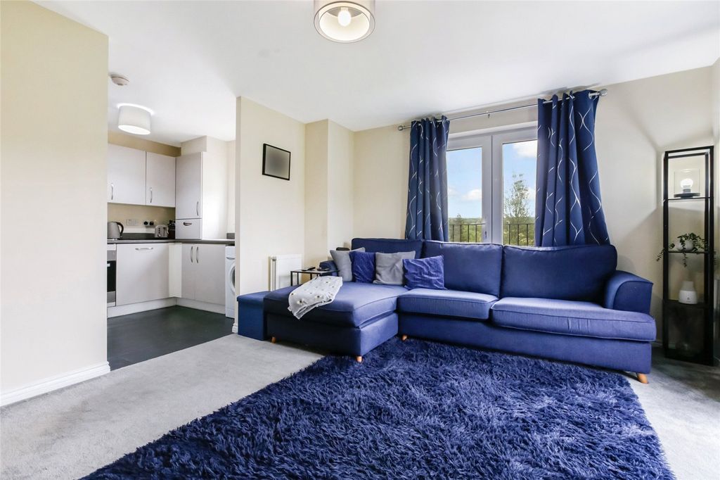 Property photo 3 of 21 Picture No. 04