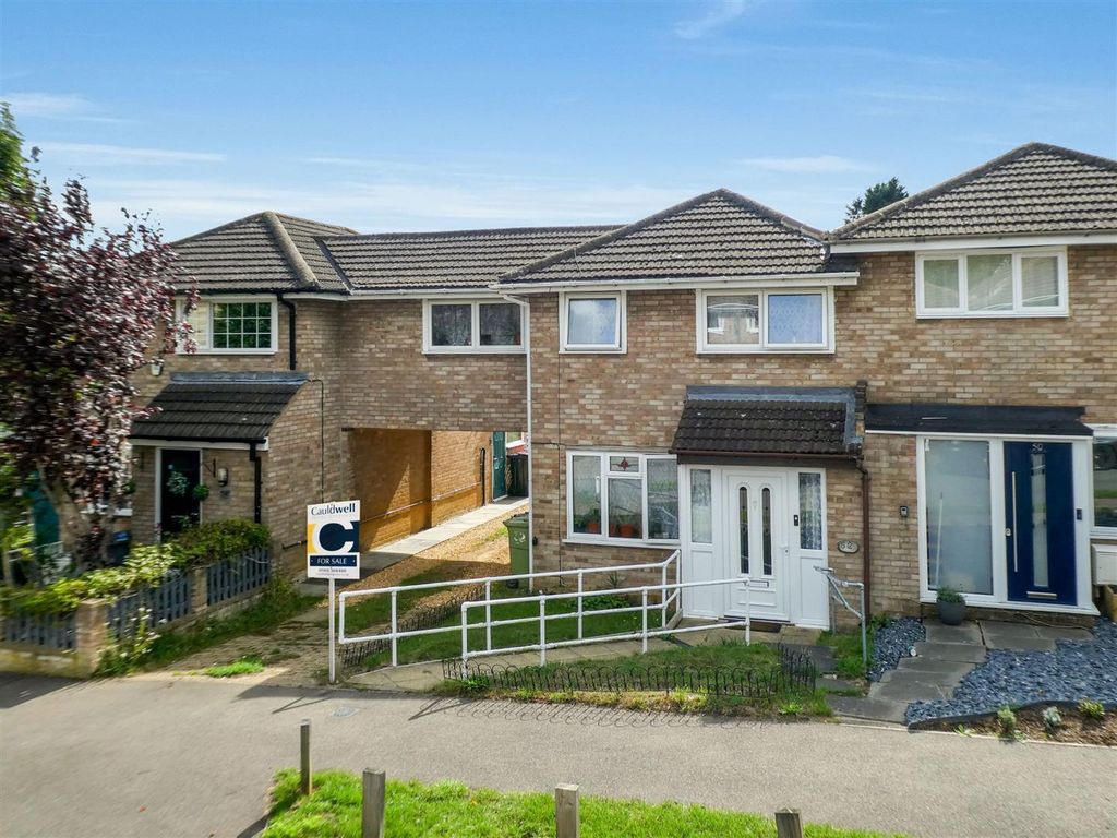 Property photo 1 of 11 Bushy.Jpg