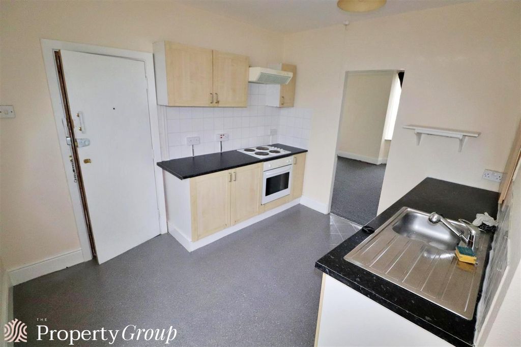 Property photo 2 of 8 Ujj9Bdva1Kqir3Qrhzmnna.Jpg