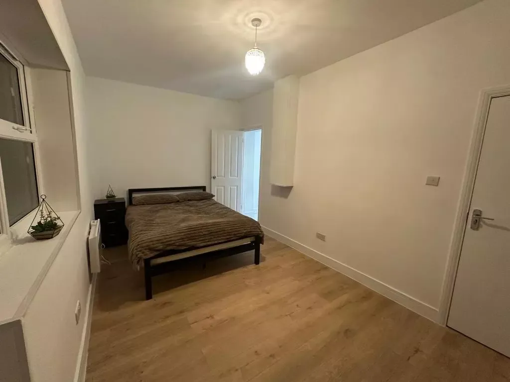 Additional image 7 of 6 bed shared accommodation to rentCavendish Avenue, Eastbourne BN22