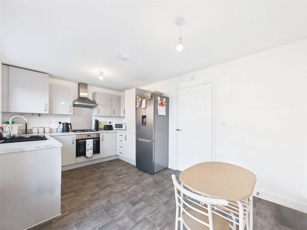 Property photo 2 of 11 Picture No. 03