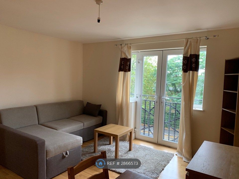 Property photo 3 of 21