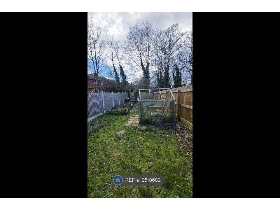 Property photo 2 of 10 Garden
