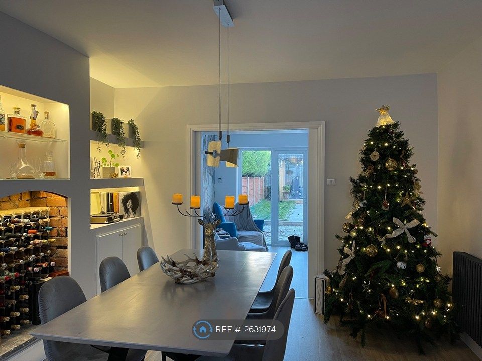 Property photo 1 of 30