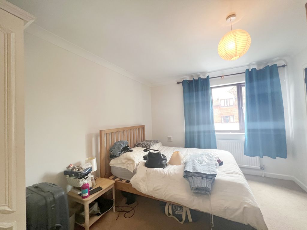 Property photo 3 of 7 3