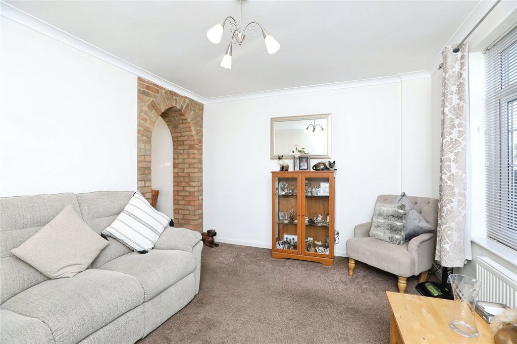 Property photo 3 of 21 Picture No. 09