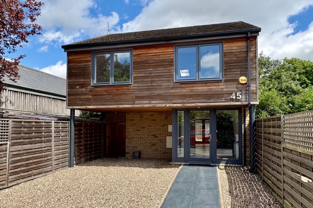 Property photo 1 of 19 F7A6Fb96-69Ab-4Ae9-A49c-21F3B2Cceb70