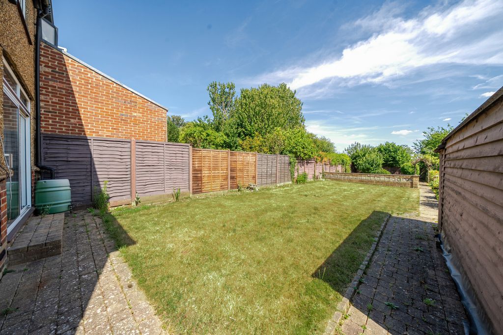 Property photo 2 of 22