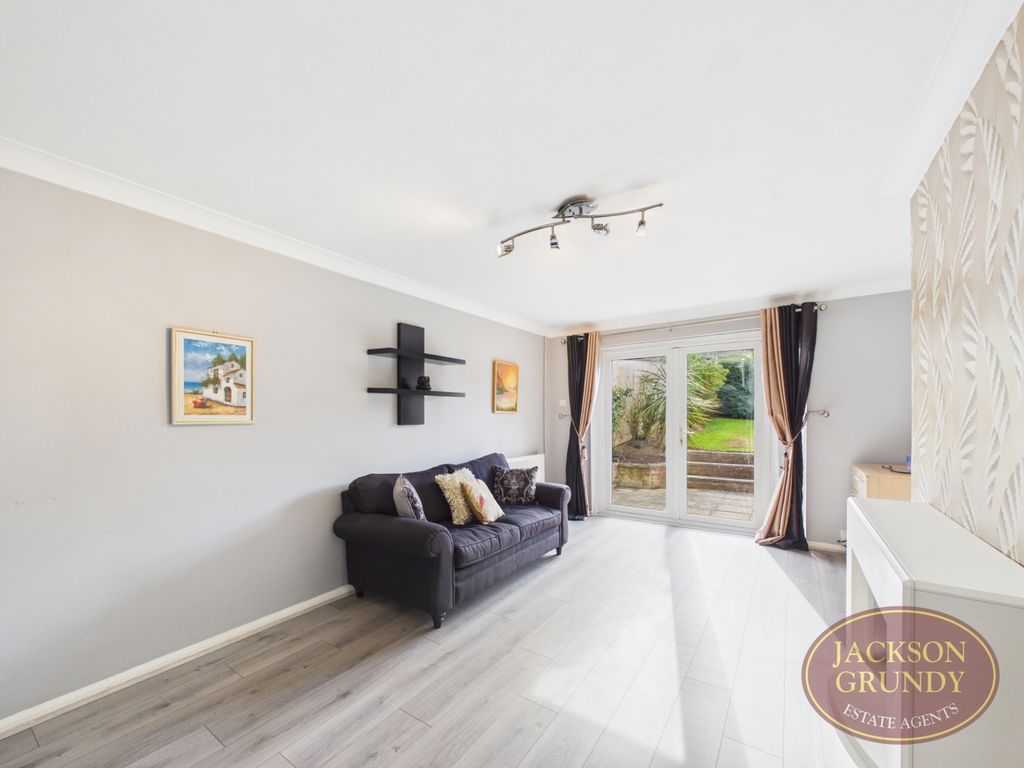 Property photo 3 of 19 Barker Road