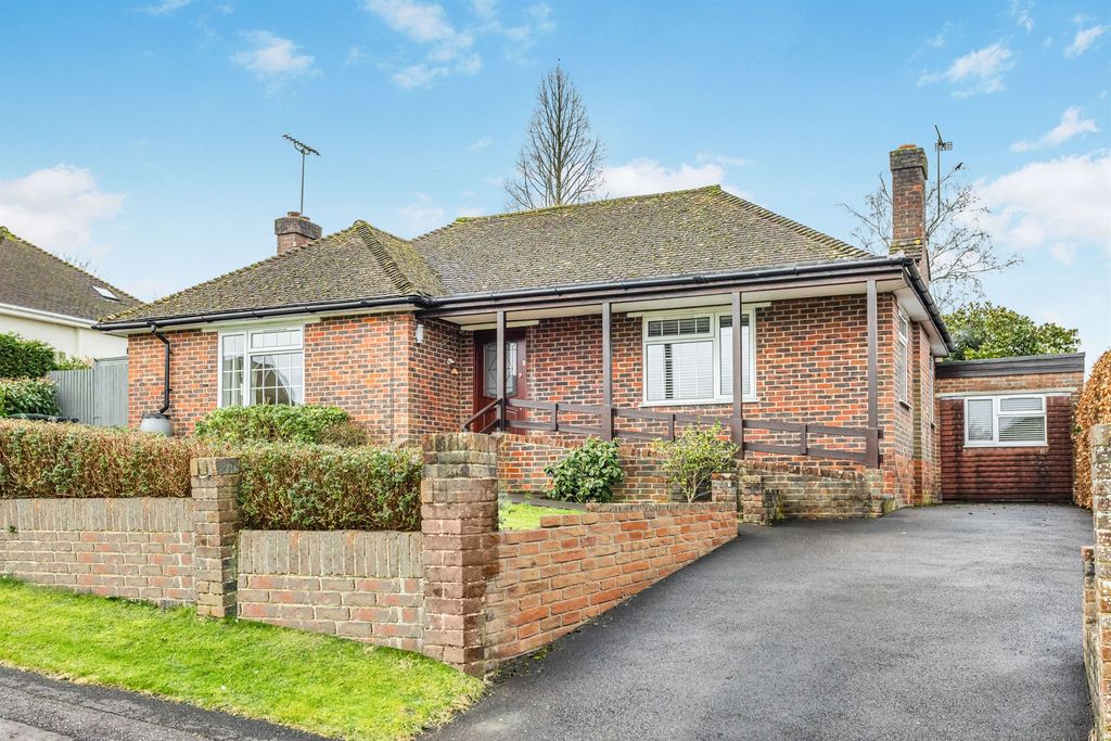Property photo 2 of 18