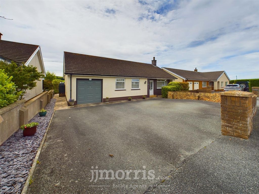 Property photo 1 of 45 Cam03686G0-Pr0122-Still010.Jpg
