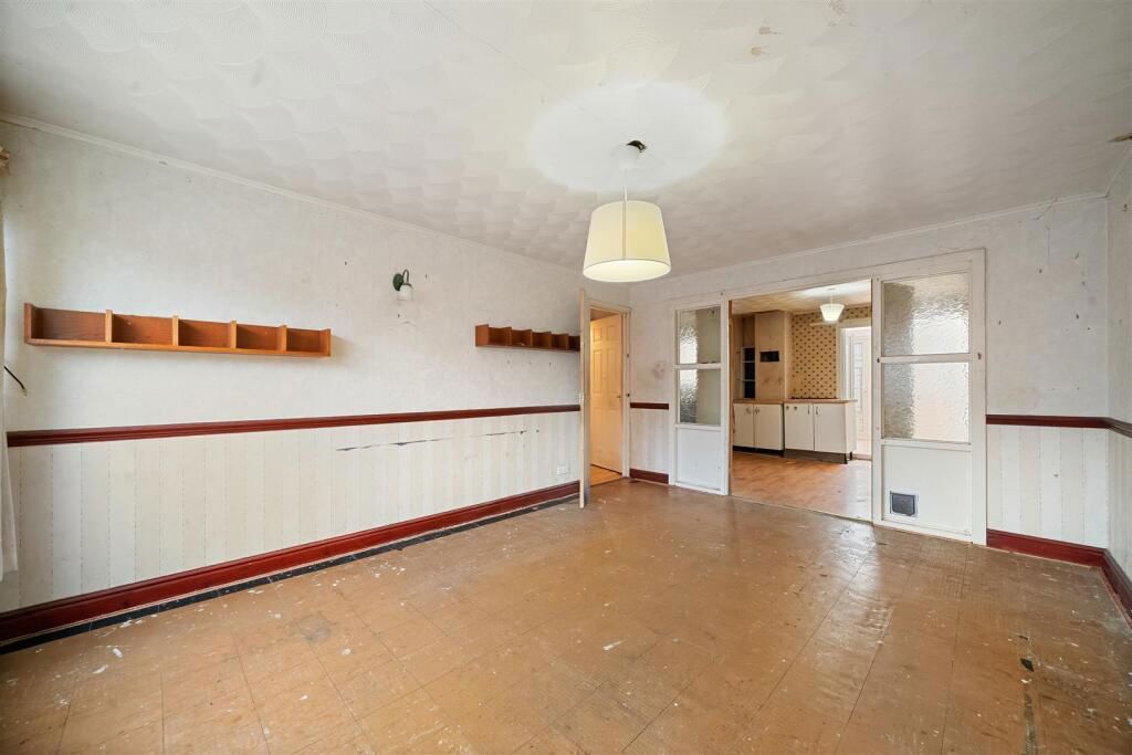 Property photo 3 of 22